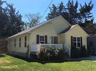 110 S 8th St, Del Haven, NJ 08251