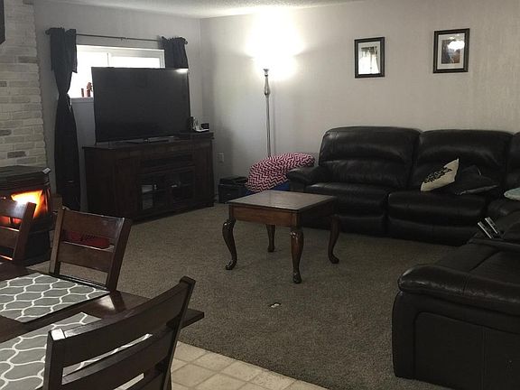 5th image of 579 Sperbeck Way