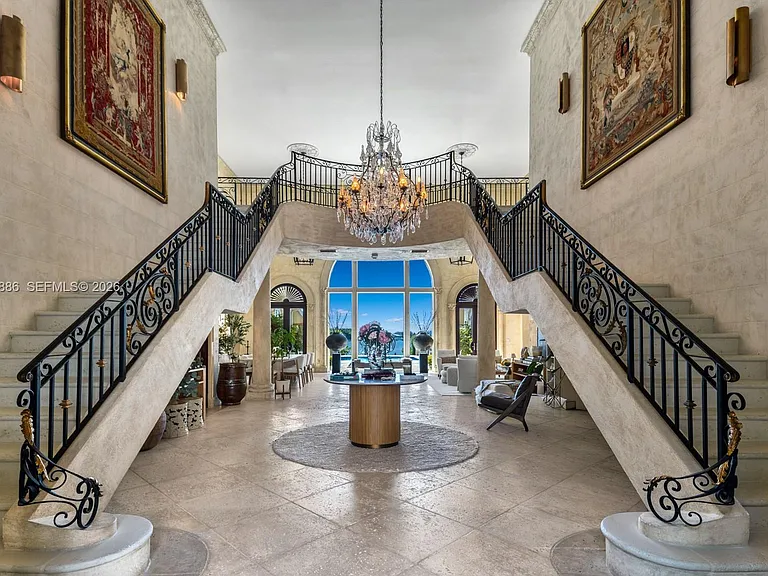 4 Palm Ave — Photo 4