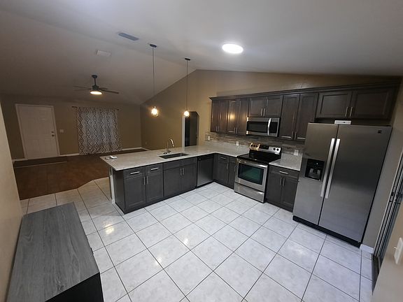 3rd image of 16494 SE 83rd Ave