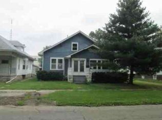 229 S Hickory St, Centralia, IL 62801