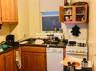 216 W 8th St #1, Boston, MA 02127