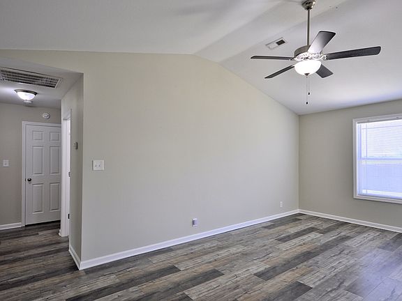 5th image of 1025 Hugh Hunter Rd