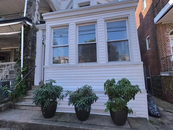 5128 Locust St, Philadelphia, PA 19139