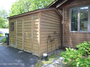 29 Ambassador Ct, Athens, NY 12015