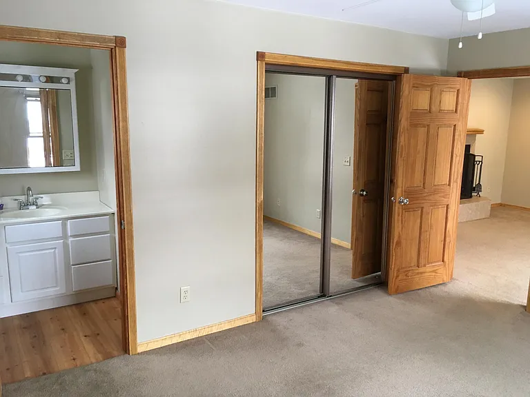 620 Union Ct — Photo 5