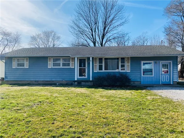 327 S Jefferson St, Martinsville, IL 62442