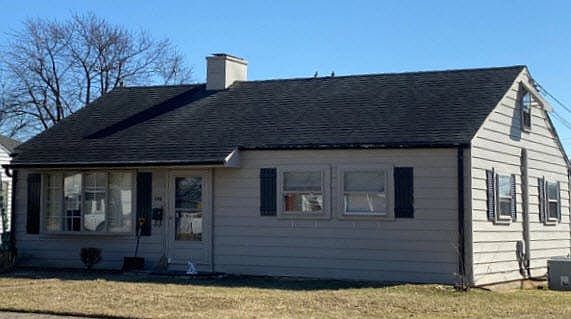 2nd image of 1740 North Blvd