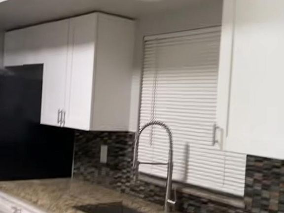 2nd image of 5298 Deleon Avenue