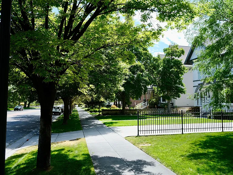Jefferson Avenue Apartments — Photo 13