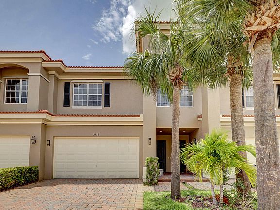 2nd image of 2918 SW Cedar Dunes Dr
