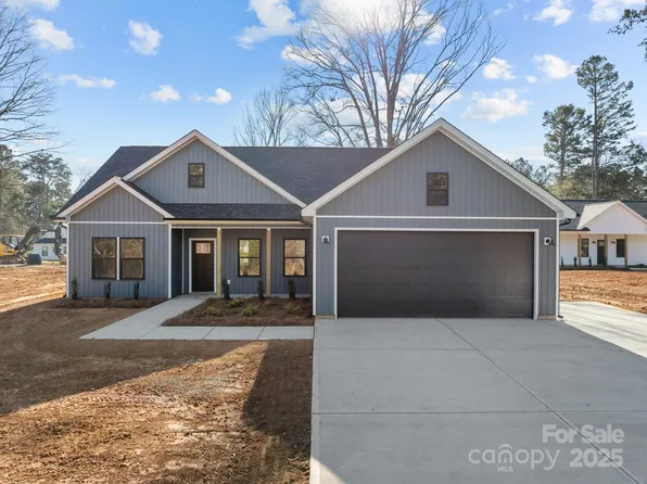 635 E Ridge Rd, Salisbury, NC 28144