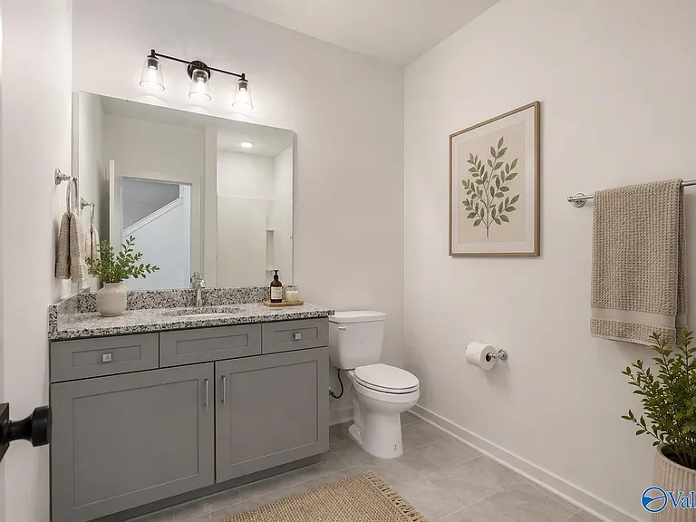 2512 Freeman Rd — Photo 4