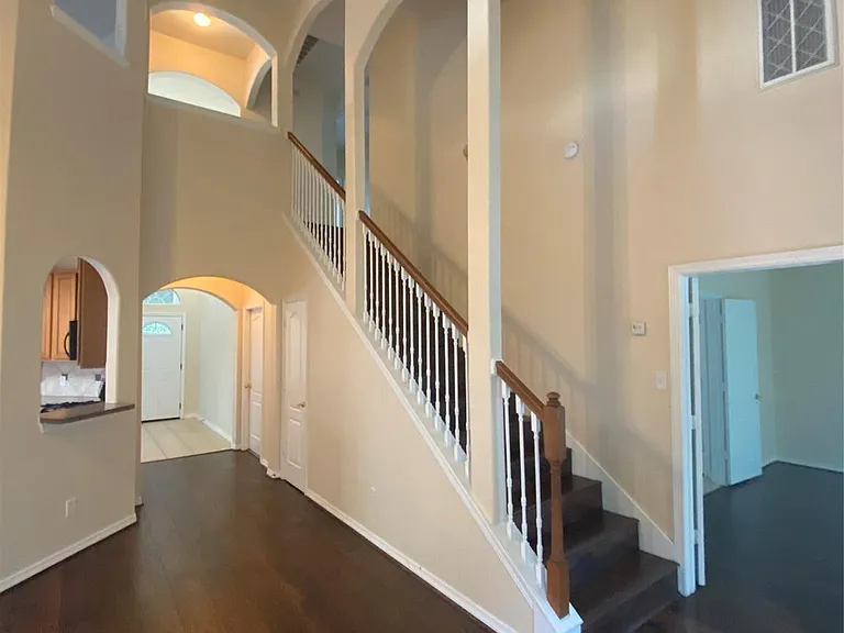 9210 Hidden Lake Cir E — Photo 19