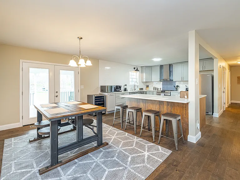 6200 Flaherty Rd — Photo 5