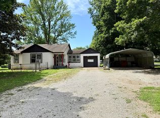 600 E Pearl St, Aurora, MO 65605