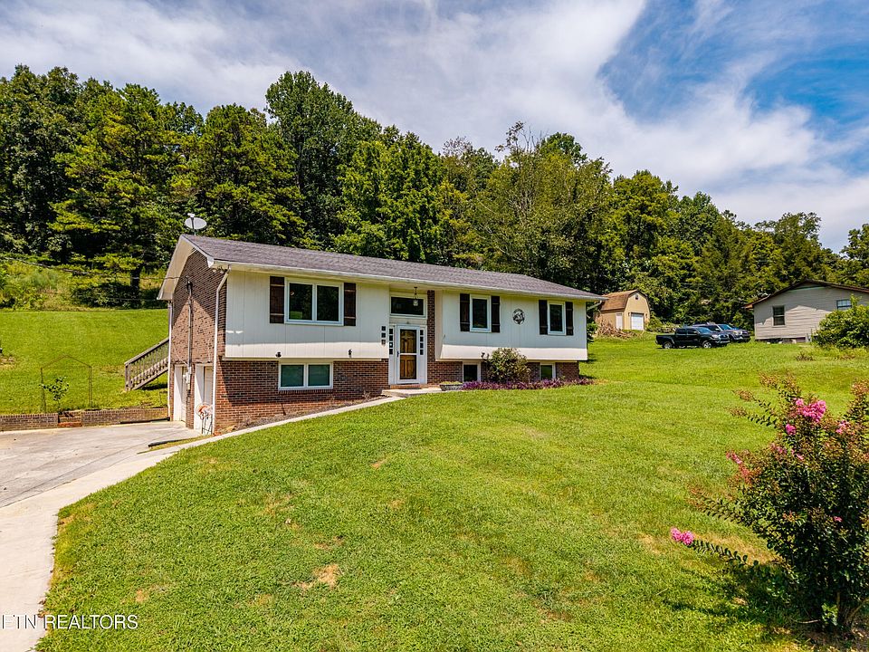 1st image of 710 Beard Valley Rd