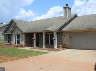 347 Pleasant Hill Church Rd, Winder, GA 30680