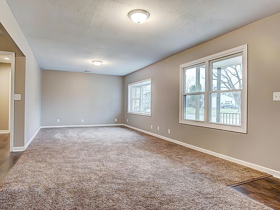 5th image of 277 N Vernon St