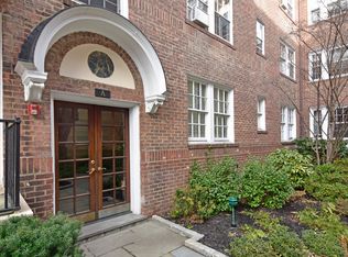 133 Pondfield Rd APT 3A, Bronxville, NY 10708