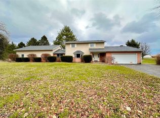 5110 Heritage Dr, Nashport, OH 43830