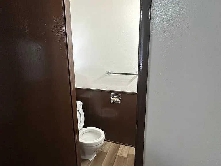 321 W Michael Dr — Photo 30