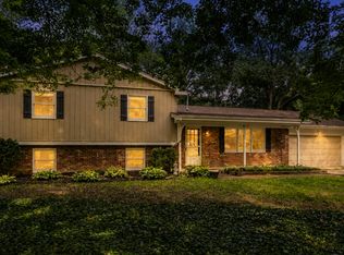 10560 Greentree Dr, Carmel, IN 46032