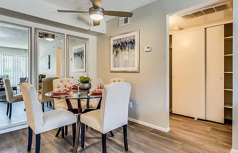 Cielo Apartments — Photo 7