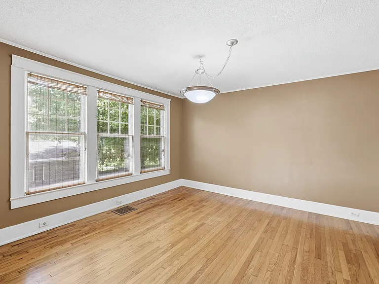 1105 Westwood Ave — Photo 12
