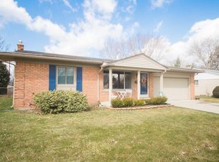 15337 Williams St, Livonia, MI 48154