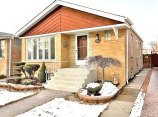 5916 W 64th St, Chicago, IL 60638