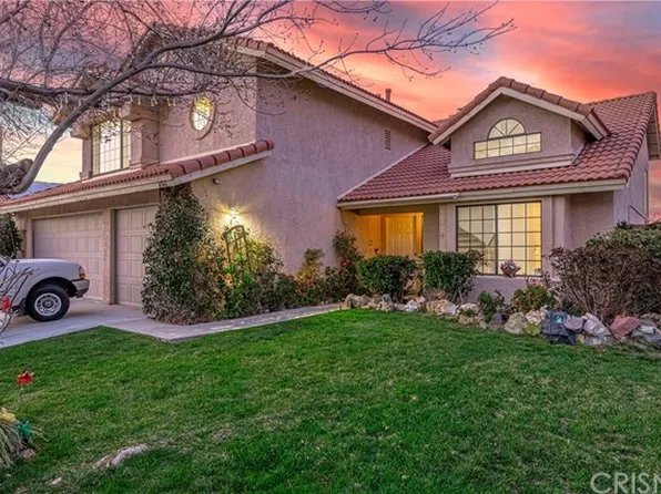 4561 Grandview Dr, Palmdale, CA 93551