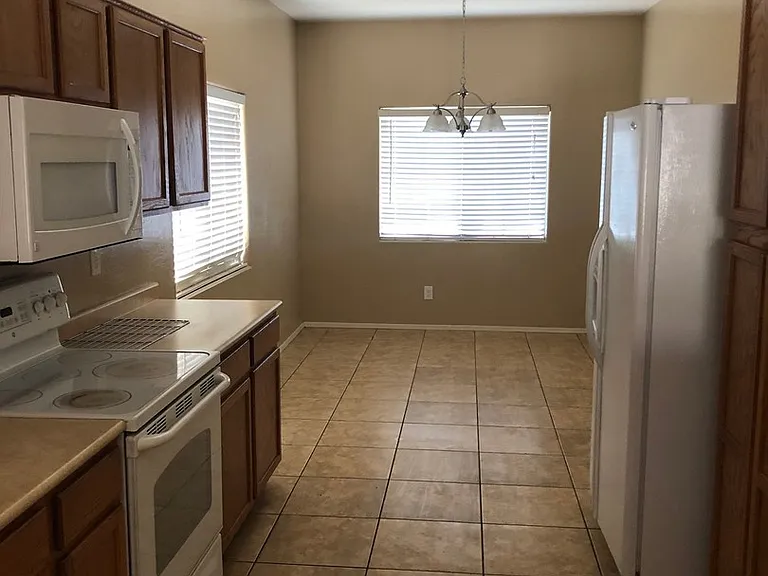 44290 W Neely Dr — Photo 6