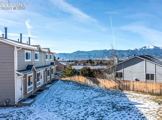 5317 Solar Ridge Dr, Colorado Springs, CO 80917