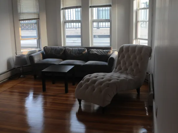 (undisclosed Address), Somerville, MA 02145