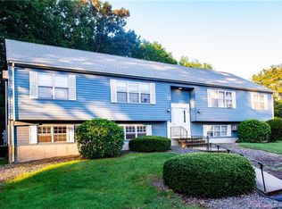 27 Founders Rd #27, Clinton, CT 06413