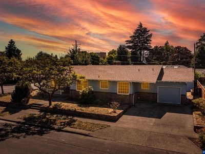 1100 NW Dixon St, Corvallis, OR, 97330