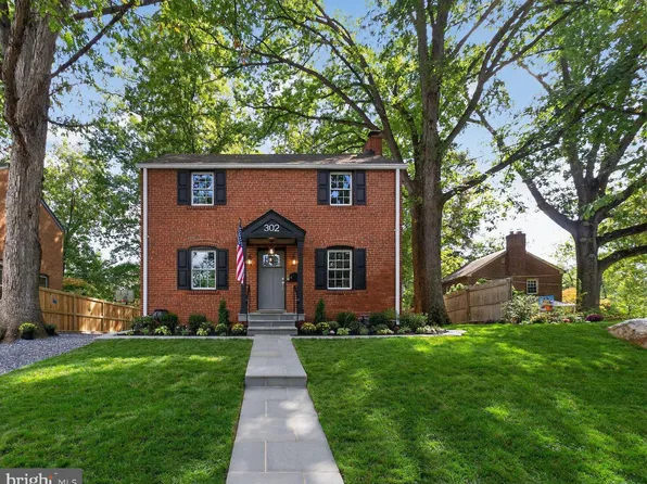 302 Penwood Rd, Silver Spring, MD 20901