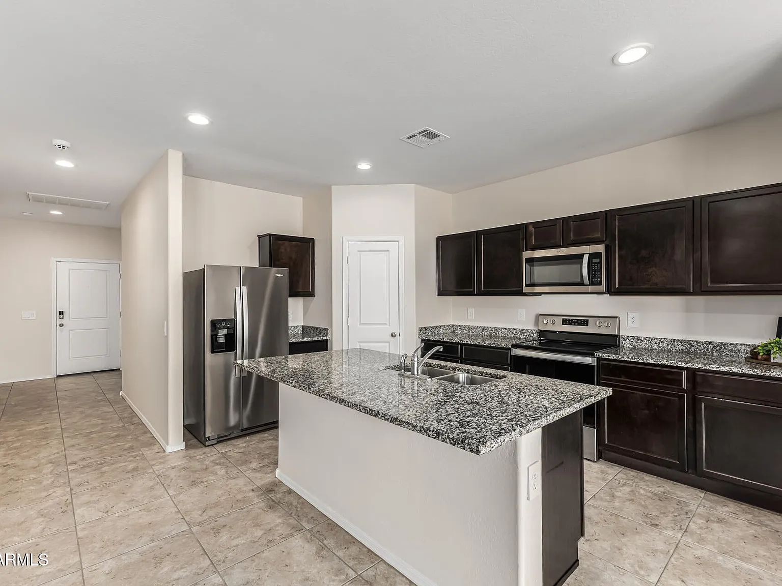 4 bed, 1784 sqft, $1,695 — Photo 4