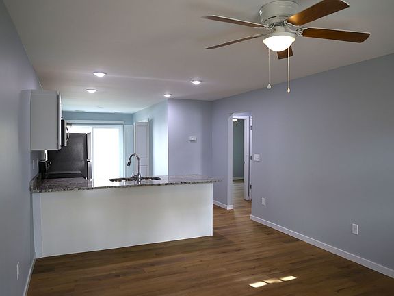 5th image of 428-432 S Mansion St #428SM