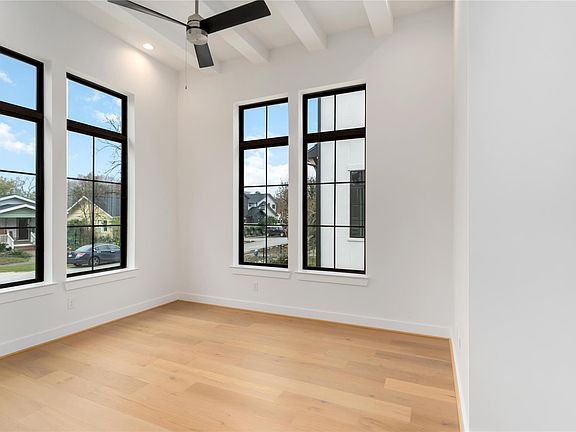 3rd image of 613 Wendel St
