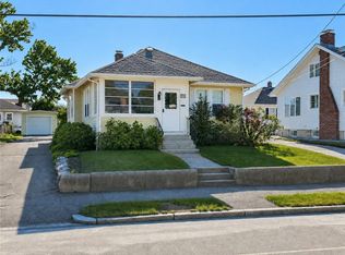 484 Daggett Ave, Pawtucket, RI 02861