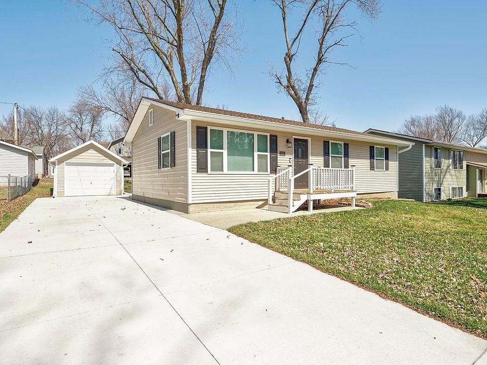 508 21st St, Spirit Lake, IA 51360 | Zillow