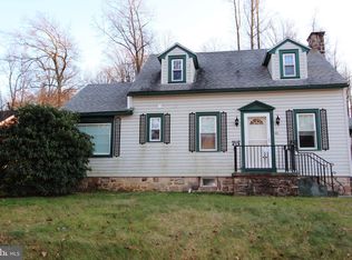 99 Pricetown Rd, Fleetwood, PA 19522