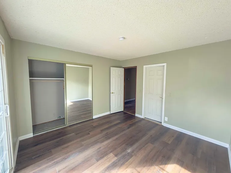 26425 Lake Forest Dr — Photo 10