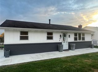 409 Clawson Ave, Youngwood, PA 15697