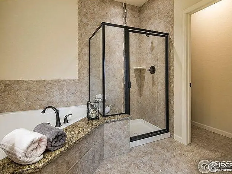 585 Callisto Dr #202 — Photo 12