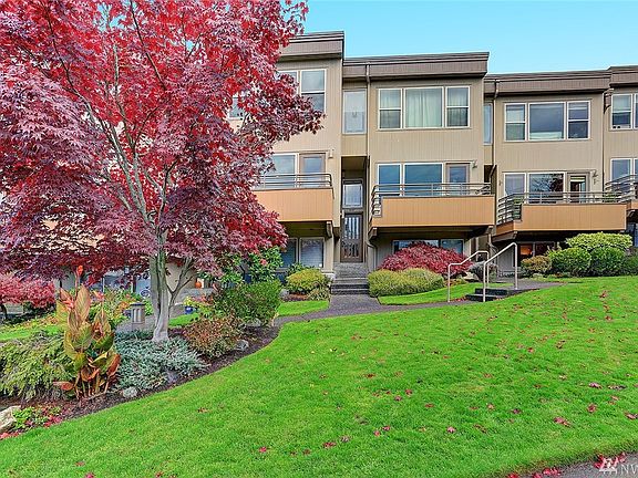 3rd image of 10132 NE 63rd St