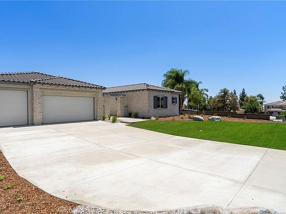 3rd image of 5605 Brittany Ct