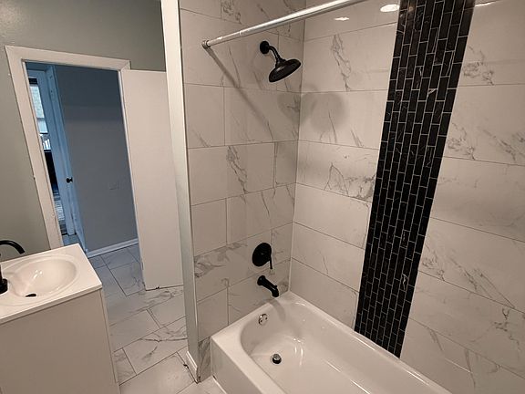 5th image of 743 Stillman St #10915683
